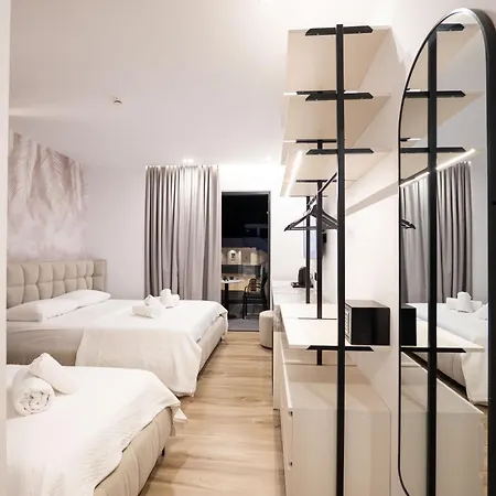 Resol 2 Hotel Ksamil