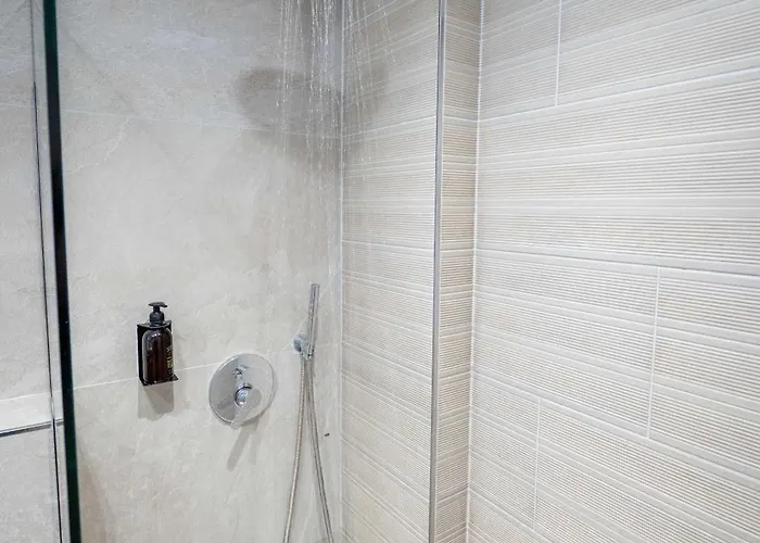 Resol 2 Hotel Ksamil